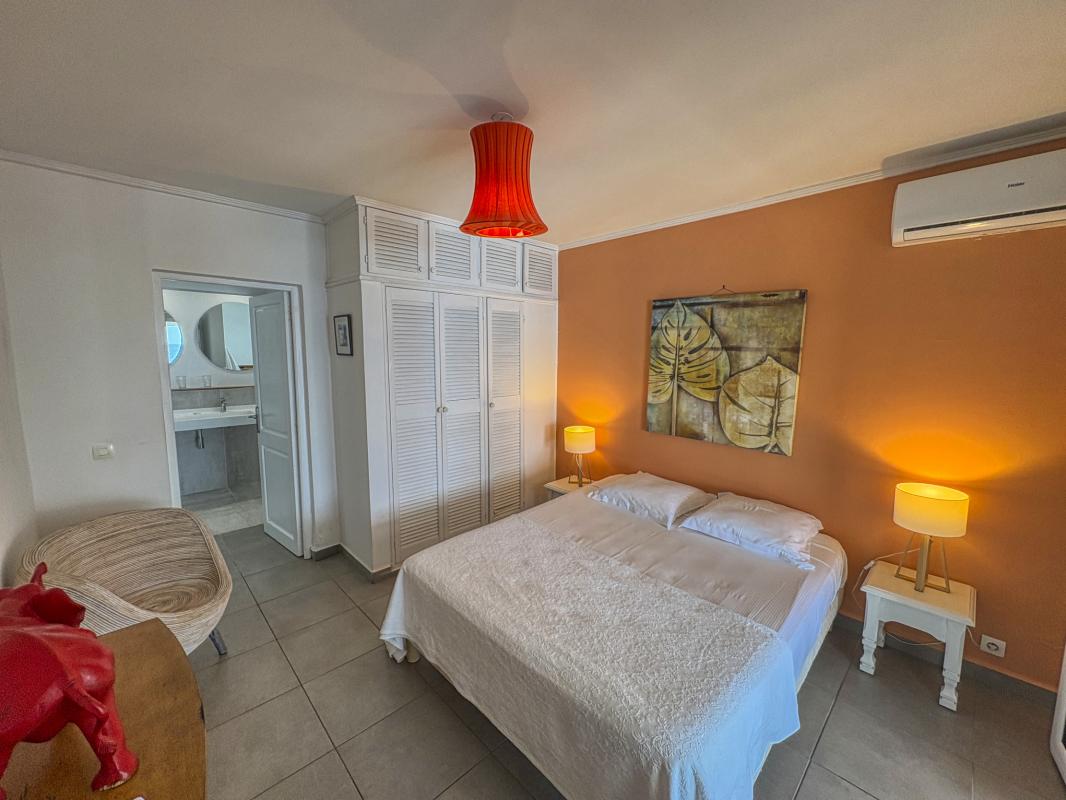 25.Location villa piscine Sainte Anne Guadeloupe_Suite vue Mer